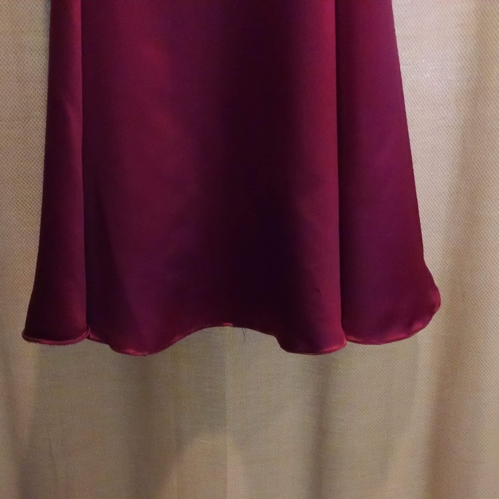 NWT - Lauren Oxfordshire Wtny red gown - Picture 4 of 8